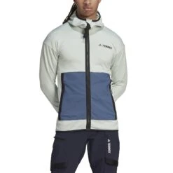 Veste De Trail Adidas Terrex Tech Flooce Light -Promos Randonnée Boutique adidas hh9256 4 apparel on model front view white