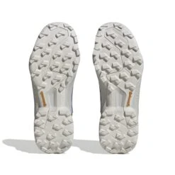 Chaussures De Randonnée Adidas Terrex Swift R3 GORE-TEX 10 Chaussures De Randonnée Adidas Terrex Swift R3 GORE-TEX -Promos Randonnée Boutique adidas hr1314 4 footwear photography bottom view white 000