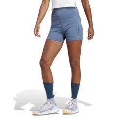 Short Femme Adidas Terrex Multi -Promos Randonnée Boutique adidas hz1379 3 apparel on model standard view white