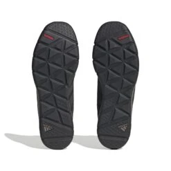 Chaussures De Randonnée Adidas ANZIT DLX MID -Promos Randonnée Boutique adidas m18558 4 footwear photography bottom view white 000