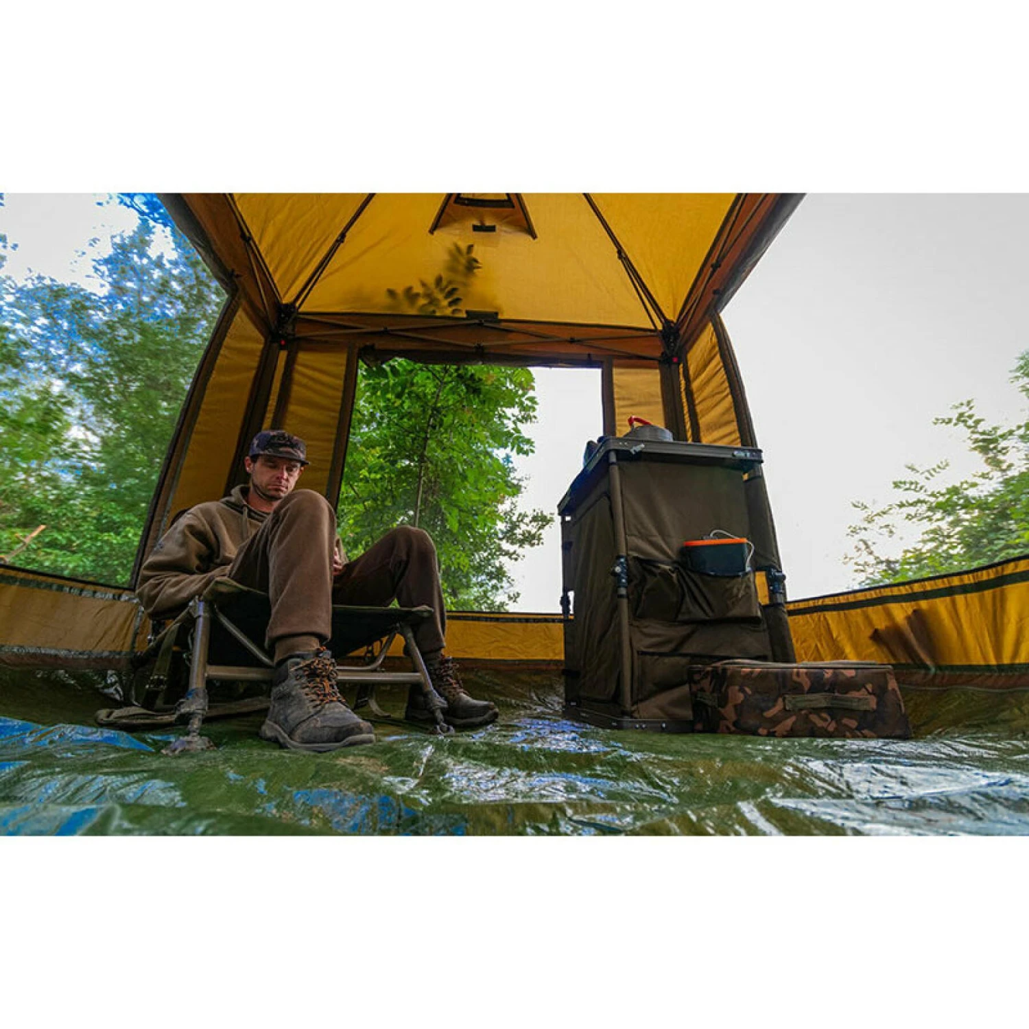 Abri Fox Social Shelter 5 Abri Fox Social Shelter – Image 5