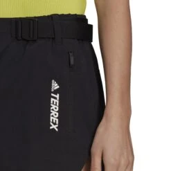 Short Femme Adidas Terrex Hike -Promos Randonnée Boutique gi7169 app on model detail 1 white