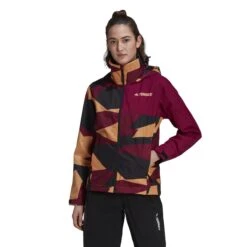 Veste De Pluie Femme Adidas Terrex Primegreen Allover -Promos Randonnée Boutique gm4783 app on model standard white