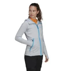 Polaire Femme Adidas Terrex Tech Flooce Hiking Fleece -Promos Randonnée Boutique h51461 app on model walking white