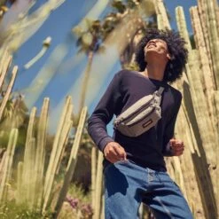 Sacoche Banane Eastpak Doggy Bag [Taille 3 L] -Promos Randonnée Boutique k073363 4